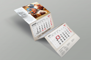 Kalendarze trojdzielne firmowe wypukla glowka tir min 300x200 - Kalendarze trójdzielne