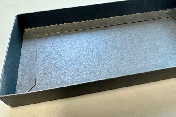 Pudelko typu szufladka denko bez klejenia papier ozdobny 600x400 - Pudełka z kartonu ozdobnego
